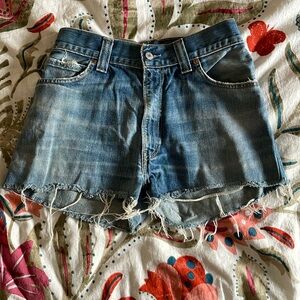 Levi’s cutoff shorts